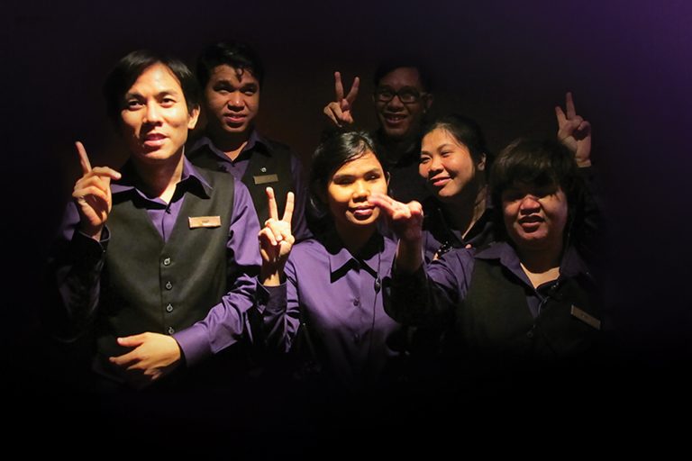 A incrível experiência sensorial do restaurante onde todos os garçons são&nbsp;cegos